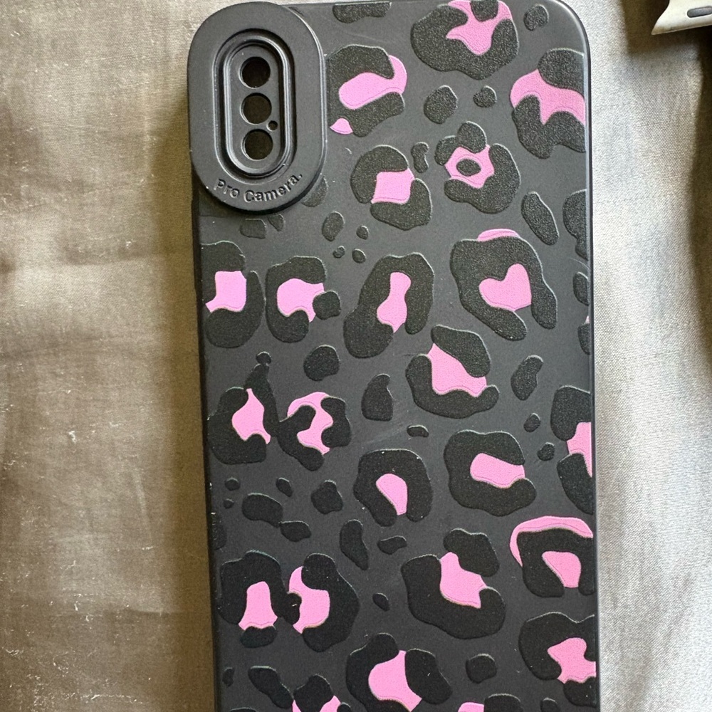 SHEIN Pink and Black Leopard Phone Case